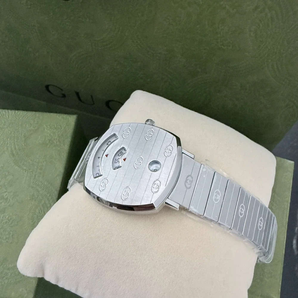 Gucci Grip Watch YA157401 Stainless Steel Silver Logo Engraved Swiss‎ Made 38mm